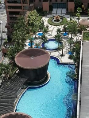 KL Time Square suit At Berjaya Times square